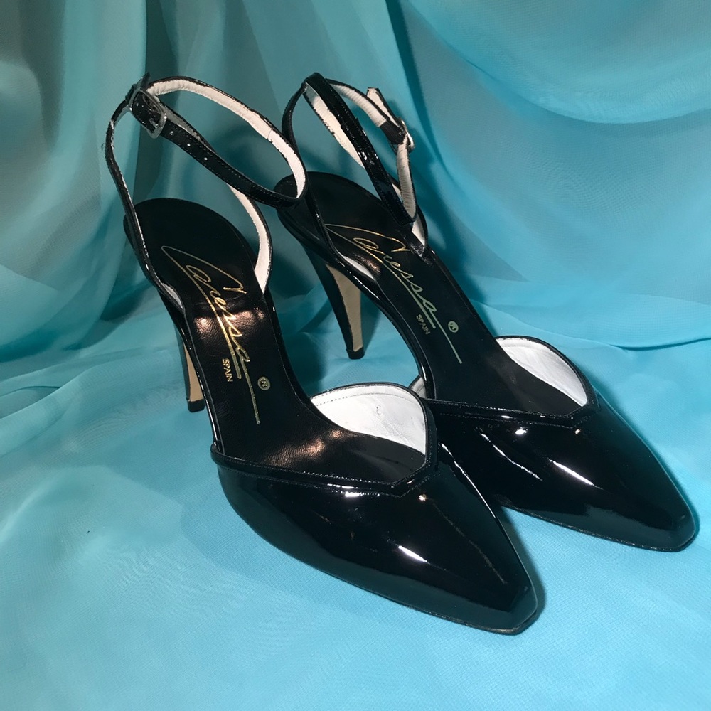 Vintage New Caressa Patent Leather Stiletto Shoes